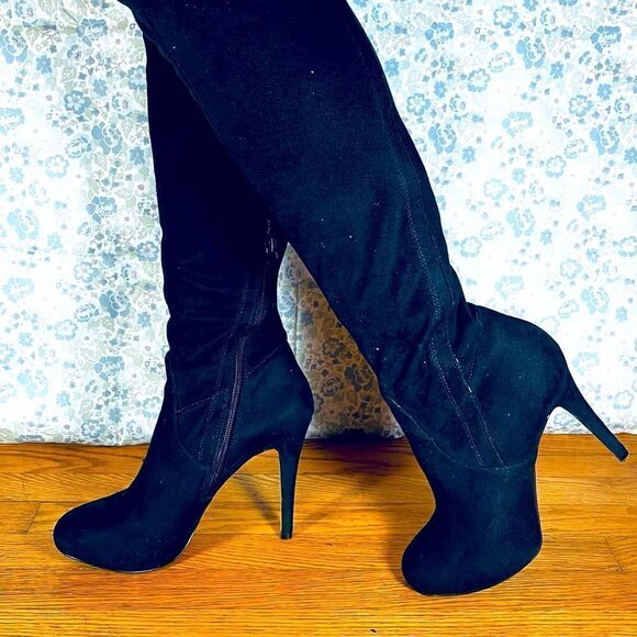 Guess Knee High Boots For Women Size 6.5M - Picture 1 of 9